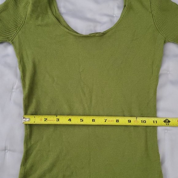 Le Château Bell Sleeve tie neck sash Knit Ribbed Top- Grass Green- XXS - Picture 10 of 16